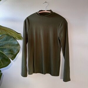 No Boundaries Green Long Sleeved Top